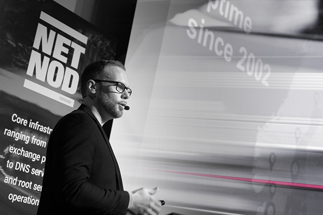 Martin Eriksson presenting